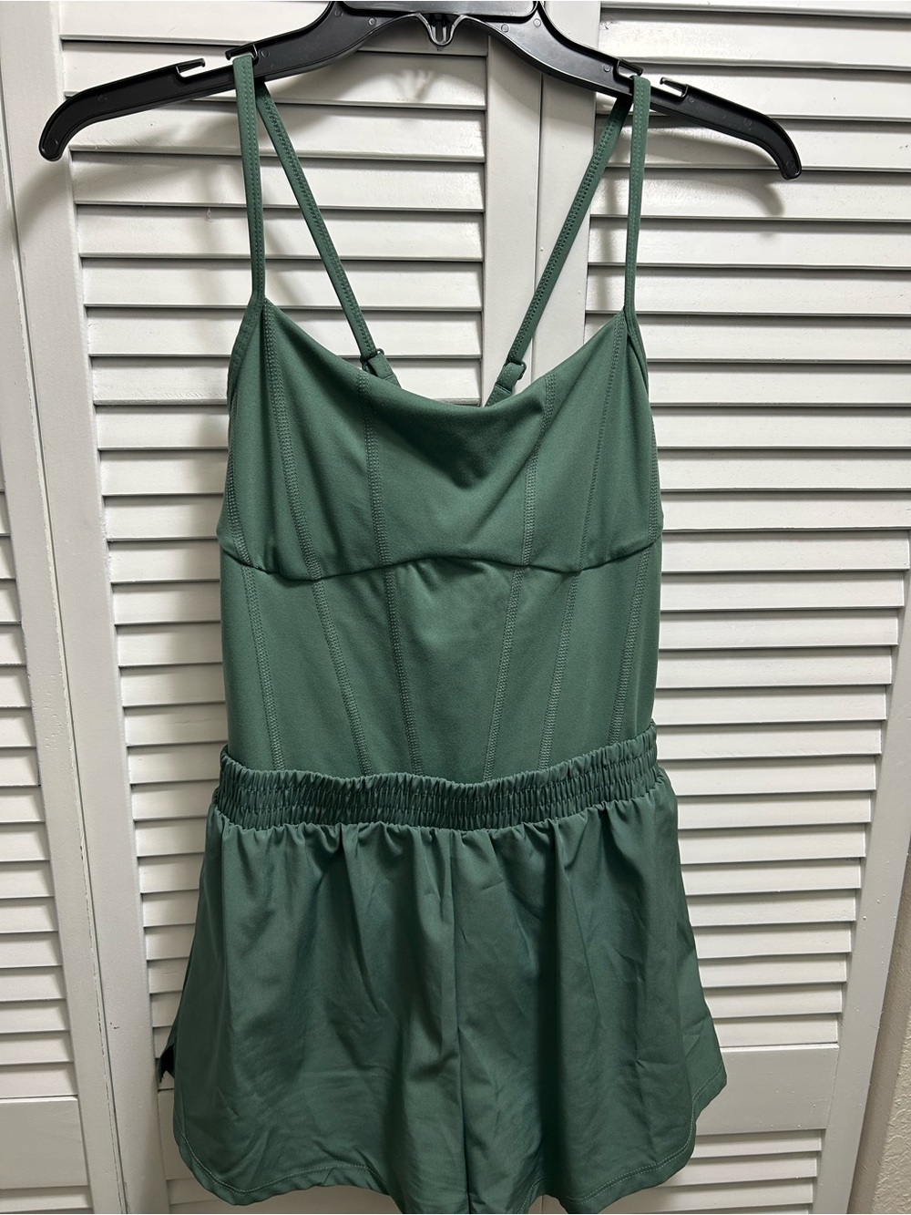 PINK Victoria's Secret Green Spaghetti Strap Sports Shorts Size M / Like New